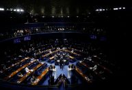 CCJ adia definição de relator da PEC que impõe mandato para ministros do STF