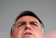Para PF, Bolsonaro foi beneficiado e sabia de venda das joias; à CNN, filho diz que presente não é corrupção