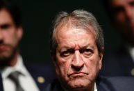 Valdemar pede ao STF para revogar proibição de contato com Bolsonaro