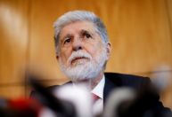 Venezuela: Amorim elogia “participação expressiva” de eleitores e diz esperar que “candidatos respeitem resultado”