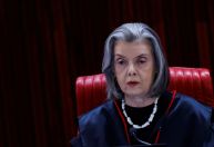 Cármen Lúcia escolhe delegado da PF para chefiar assessoria de combate à desinformação