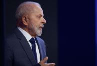 Peças de ouro, espada com punhal em marfim, fuzil e taças dadas por adversário político: os presentes guardados no Instituto Lula