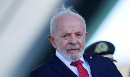 Lula não teve machucados ou lesão no cérebro, diz médico que acompanha presidente