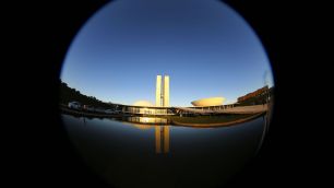 Linearidade é "senha" para corte de renúncia fiscal avançar, dizem congressistas