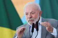 Em último dia antes de restrição eleitoral, Lula faz pacotaço de entregas