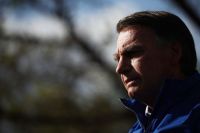 Médicos dizem que Bolsonaro não precisa ficar na UTI e já está no quarto