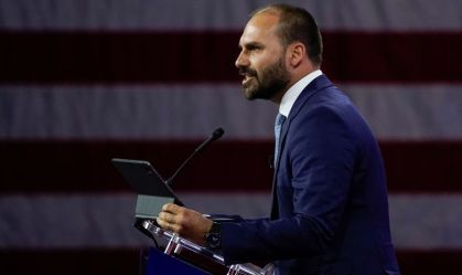 Eduardo agradece Trump por apoio a Bolsonaro e pede engajamento de aliados
