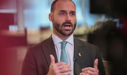 Direita vê falha de Eduardo ao usar acesso a Trump como trunfo pessoal