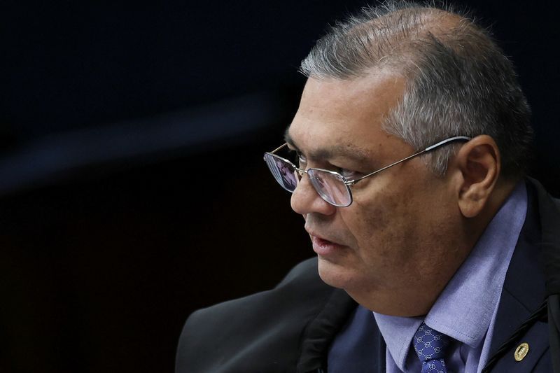 PSOL afirma a Dino que presidente do partido não interfere em emendas