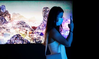 Galerias de arte operam em blockchain para exibir NFTs e registrar histórico de vendas