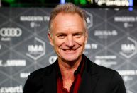 Cantor Sting vende seu catálogo musical para a Universal por US$ 300 milhões