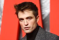 Em noite de estreia, Robert Pattinson revela que se vestia de Batman a “infância inteira”