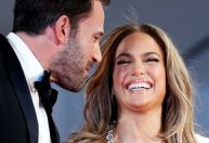 Jennifer Lopez e Ben Affleck se casam em Las Vegas