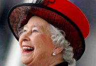 De “The Crown” a Simpsons, Hollywood abraçou – e satirizou – a rainha Elizabeth