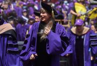 Taylor Swift recebe doutorado honorário da Universidade de Nova York
