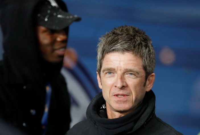 Noel Gallagher antes de partida entre Manchester City e Manchester United pelo Campeonato Inglês / 07/12/2019 REUTERS/Phil Noble