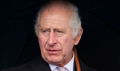 Coroações britânicas já tiveram momentos inusitados; relembre alguns