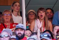 “Efeito Taylor Swift” gera aumento de vendas de ingresso e camisas na NFL