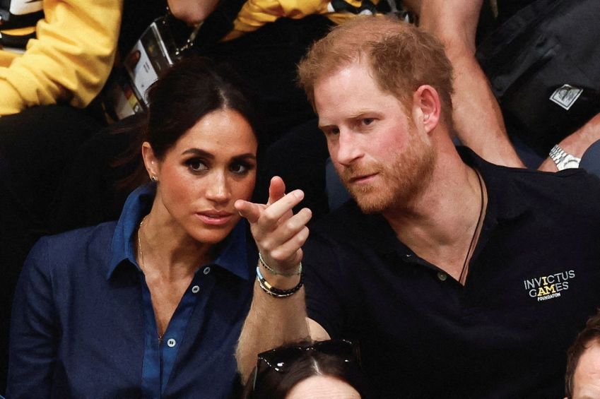 O príncipe britânico Harry e sua esposa Meghan participam de evento multiesportivo internacional para soldados feridos, em Duesseldorf, Alemanha / 15/09/2023 REUTERS/Piroschka Van De Wouw