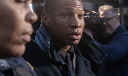 Jonathan Majors, ex-Marvel, tem condenações por agressão e assédio mantidas