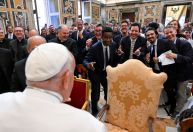 Relembre famosos que encontraram o papa Francisco