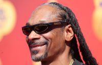 Snoop Dogg se manifesta após fala sobre cena homoafetiva de filme da Disney