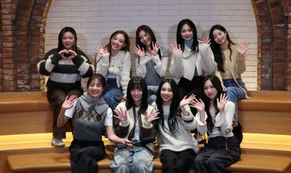 Grupo feminino de k-pop TWICE mira o topo dos charts da Billboard