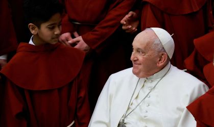 Papa Francisco reflete sobre sua vida e mortalidade em novo livro