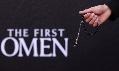 Diretora de "A Primeira Profecia": "Era importante não fugir do corpo feminino"