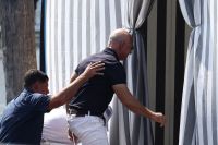 Bezos e Lauren Sánchez chegam a Veneza para "maratona" de casamento