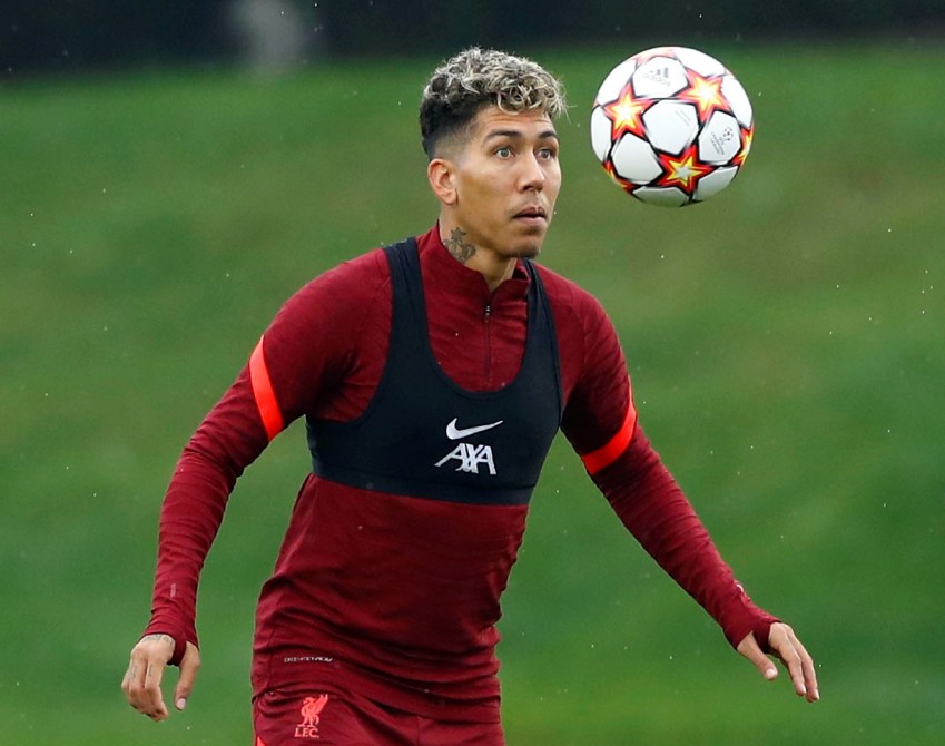 Roberto Firmino durante treinamento do Liverpool / Foto: Reuters