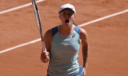 Número 1 do mundo, Swiatek perde para Cornet na terceira rodada de Wimbledom