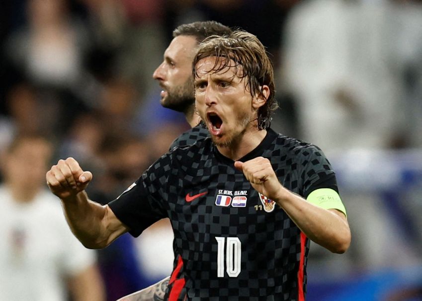 Luka Modric comemora vitória contra a França / 13/06/2022 REUTERS/Gonzalo Fuentes