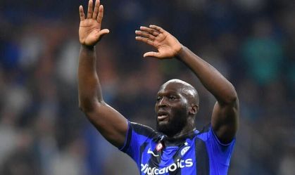 Atacante belga Lukaku volta a sofrer lesão três semanas antes da Copa do Mundo