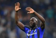 Atacante belga Lukaku volta a sofrer lesão três semanas antes da Copa do Mundo