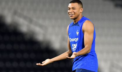 Ausência de Benzema e entrada de Giroud beneficiam jogo de Mbappé na França