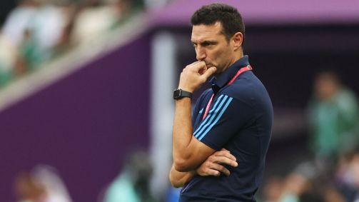 Técnico da seleção da Argentina, Lionel Scaloni, durante partida contra a Arábia Saudita pela Copa do Mundo do Catar