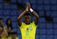 Real Madrid confirma lesão de Vinícius Júnior; veja detalhes