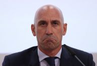 Ex-presidente da Federação Espanhola nega ter recebido dinheiro "irregular"