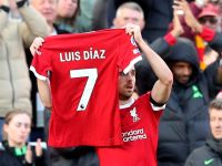 Jogador do Liverpool falta a funeral de Diogo Jota para ir em festa