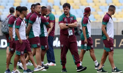 Diniz faz mistério em escalação do Fluminense e pede paz entre as torcidas antes da final