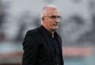 Pentacampeão comenta chegada de Dorival à Seleção: 
