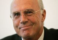 Cerimônia de abertura da Eurocopa terá homenagem a Beckenbauer