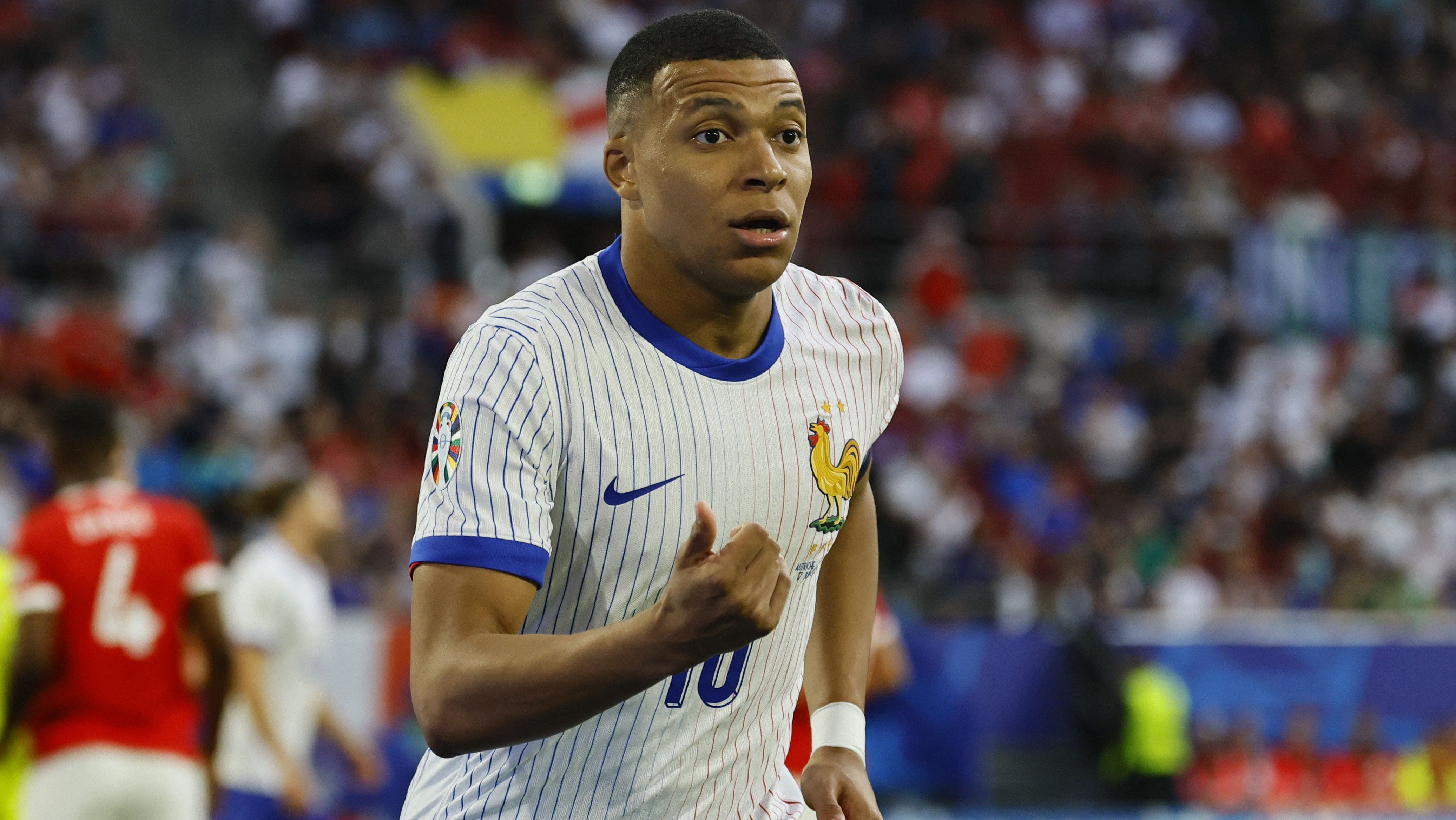 Kylian Mbappé durante partida da seleção da França contra a Áustria pela Eurocopa