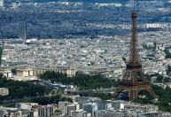 Economia da França recua no 4º tri; gastos dos consumidores atenuam impacto