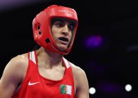 Federação de boxe se desculpa por expor Khelif ao anunciar teste de gênero