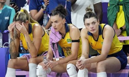 Vôlei do Brasil volta a ficar fora de uma final olímpica após 20 anos