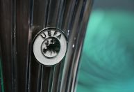 Uefa permite jogos de LaLiga e da Serie A no exterior, mas faz ressalvas