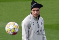 Técnico do PSG explica por que deixou Mbappé no banco