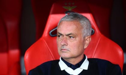 Mourinho, do Benfica, recusa resposta sobre polêmica com Vini Jr.